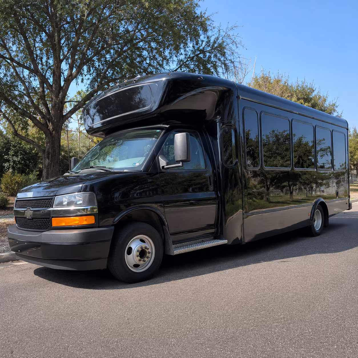 duluth concert party bus rental