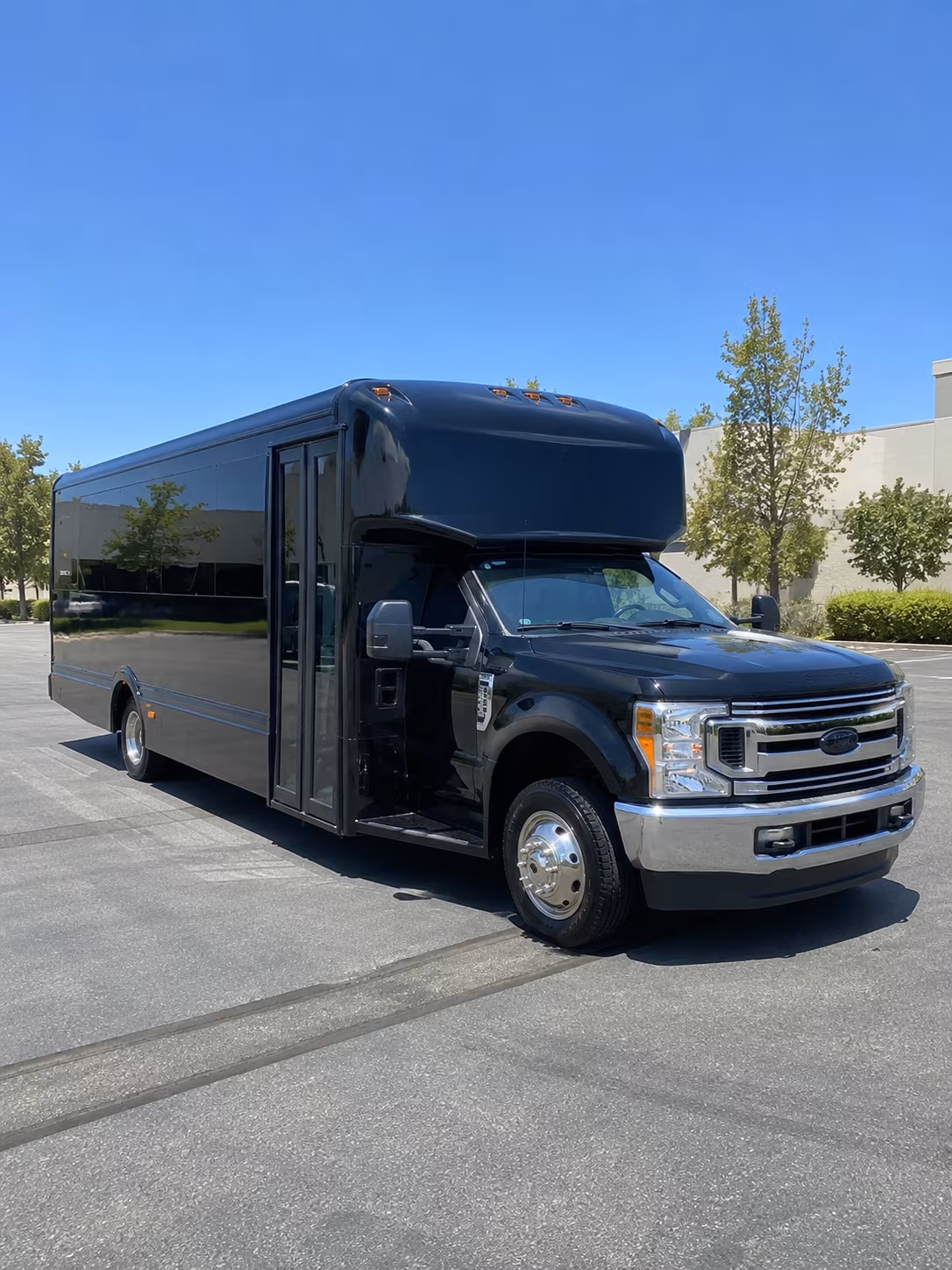 duluth new years eve party bus rental