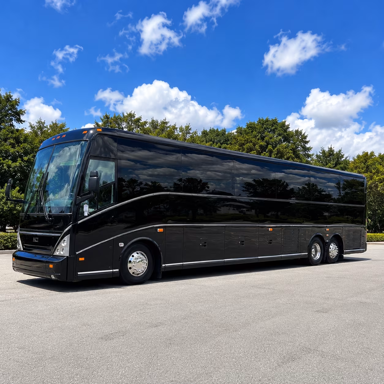 duluthcharterbuscompany com is how umd hockey fan groups get to amsoil arena
