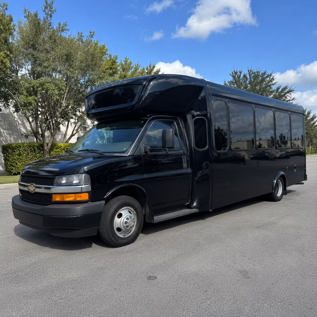 minneapolis bus rentals